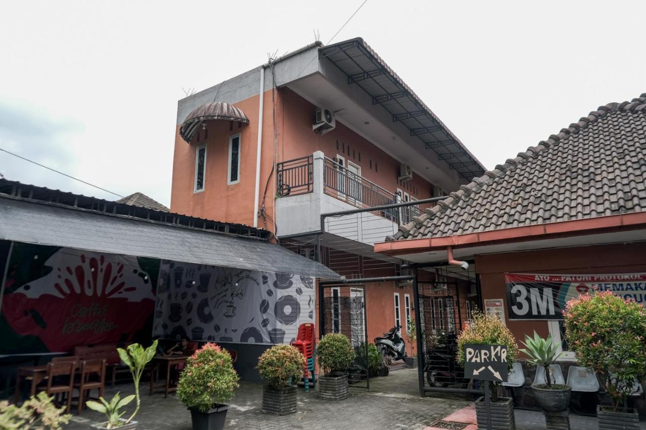 Djaboerigin Mongonsidi Guest House Redpartner Medan Exterior photo