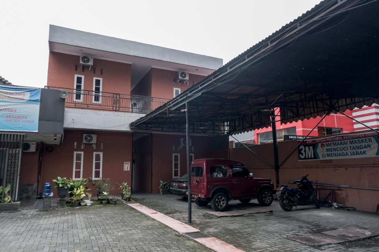 Djaboerigin Mongonsidi Guest House Redpartner Medan Exterior photo
